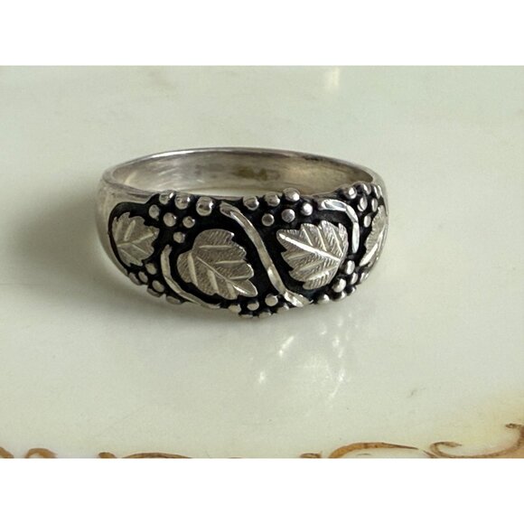 Vintage 90's WM Wheeler Mfg Black Hills Mens Oak Leaf Band Ring Sz 14.5 - Picture 6 of 8